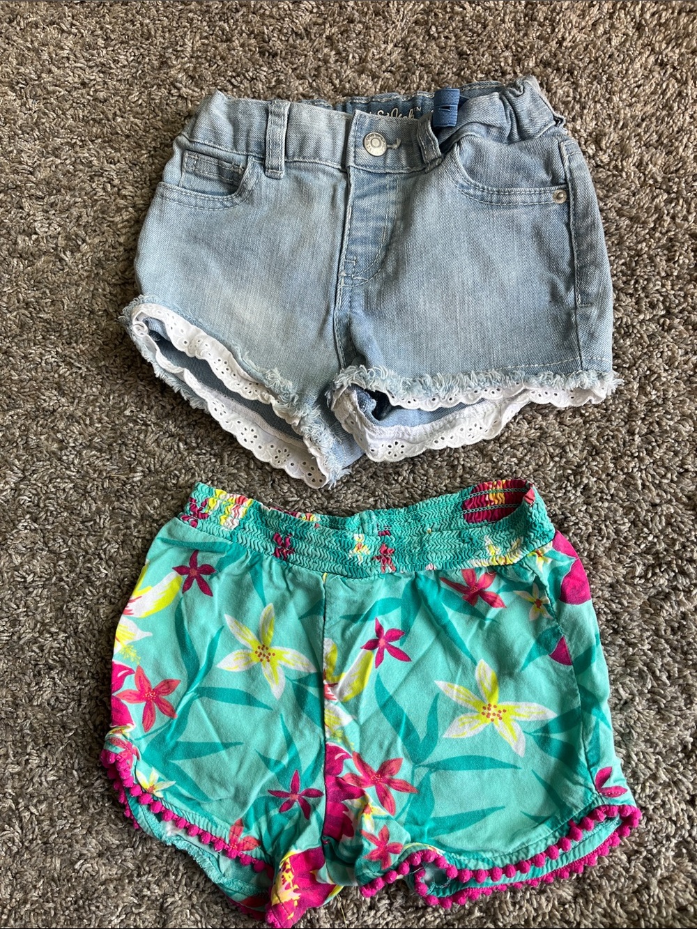 Light Wash Denim Shorts with Eyelet Trim & Teal Floral Pull-On Shorts - size 3t